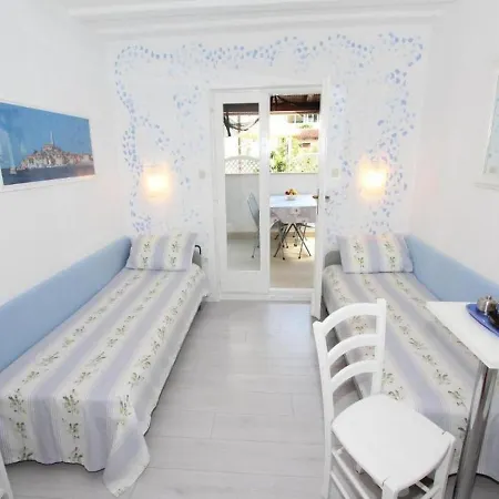Apartman Frane *