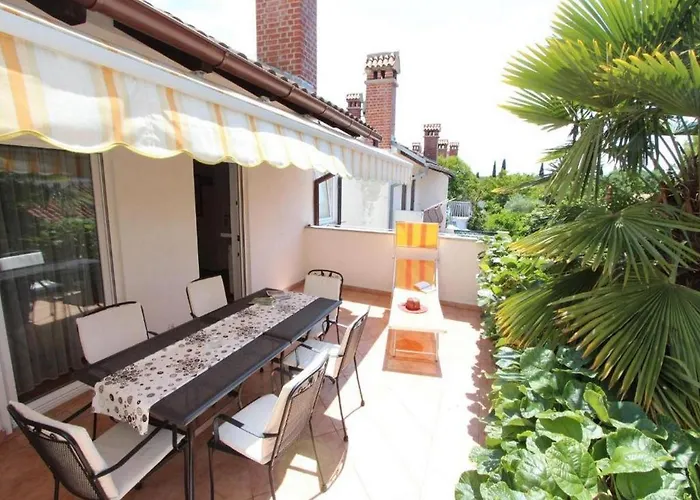 Διαμέρισμα Frane Ρόβινι