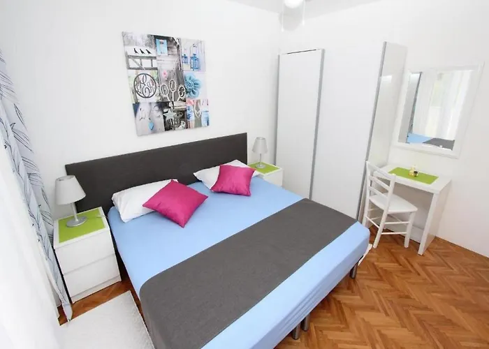 Διαμέρισμα Frane *