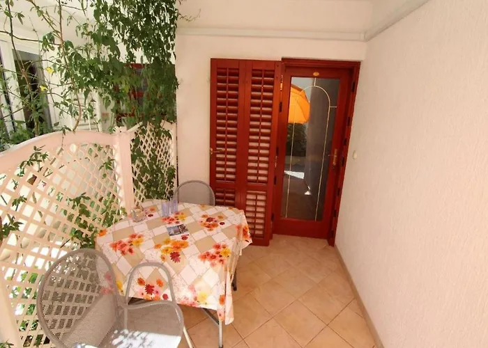 Διαμέρισμα Frane *