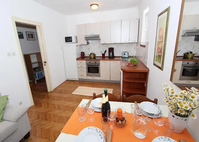 Apartment Frane *
